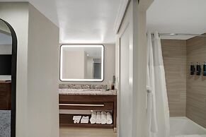 Hilton Arlington National Landing