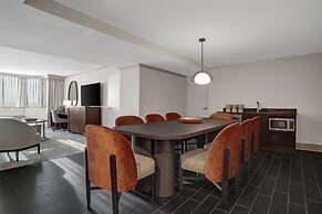 Hilton Arlington National Landing