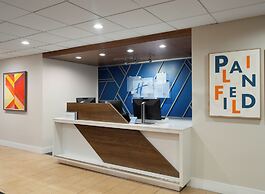 Holiday Inn Express Indianapolis Airport by IHG