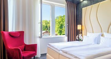 PLAZA Premium Schwerin; Sure Hotel Collection by Best Western