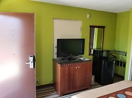 Super 8 by Wyndham Ruther Glen Kings Dominion Area