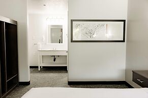 Quality Inn & Suites Lathrop - South Stockton