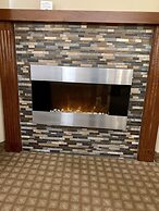 Quality Inn & Suites Hendersonville - Flat Rock