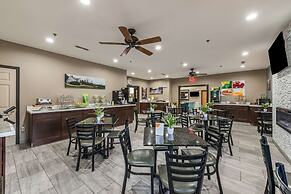Quality Inn & Suites Hendersonville - Flat Rock