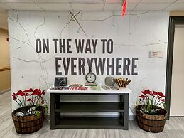 Quality Inn & Suites Hendersonville - Flat Rock