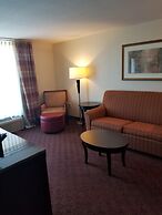 Clarion Inn & Suites Central Clearwater Beach