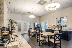 Clarion Inn & Suites Central Clearwater Beach