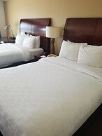 Clarion Inn & Suites Central Clearwater Beach
