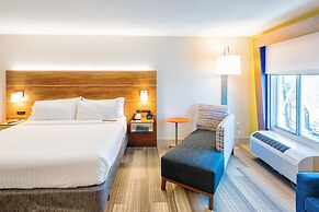 Holiday Inn Express Charleston by IHG