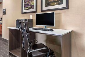 Comfort Inn & Suites Middletown - Franklin