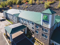 Holiday Inn Express Houghton-Keweenaw by IHG