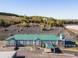 Holiday Inn Express Houghton-Keweenaw by IHG