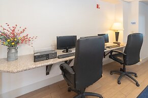 Holiday Inn Express Houghton-Keweenaw by IHG