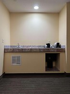 Country Inn & Suites By Radisson, Battle Creek, MI