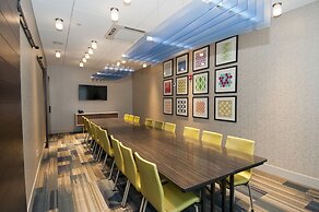 Holiday Inn Express & Suites Johnstown by IHG