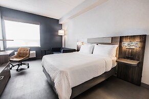 Holiday Inn Express Toronto - North York by IHG