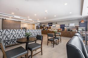 Holiday Inn Express Toronto - North York by IHG