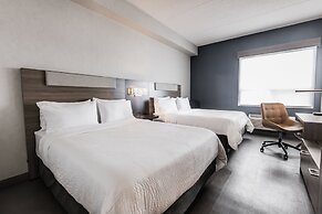 Holiday Inn Express Toronto - North York by IHG
