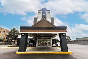 Holiday Inn Express Toronto - North York by IHG