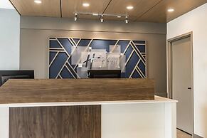 Holiday Inn Express Toronto - North York by IHG