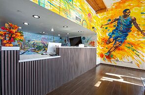 The Hotel Serene Glendale Peoria, Surestay Collection by BW