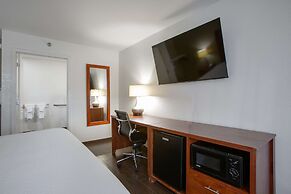 The Hotel Serene Glendale Peoria, Surestay Collection by BW