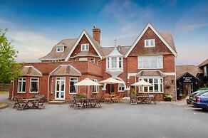 Classic Lodges - The Hickstead Hotel