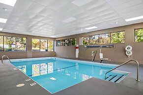 Spark by Hilton Stevensville