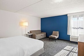 Spark by Hilton Stevensville
