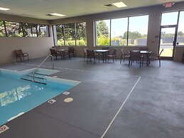Spark by Hilton Stevensville