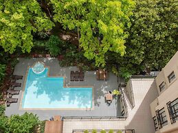 Mantra on Jolimont Melbourne