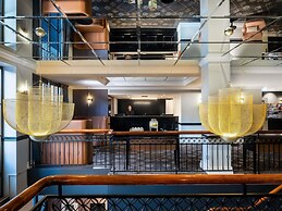 Mantra on Jolimont Melbourne