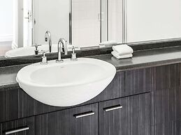 Mantra on Jolimont Melbourne