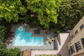 Mantra on Jolimont Melbourne