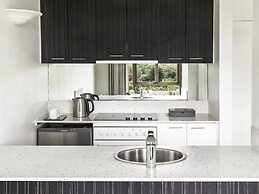 Mantra on Jolimont Melbourne