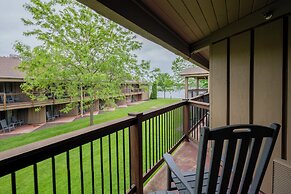 Lake Lawn Resort