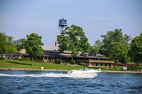 Lake Lawn Resort