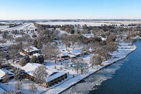 Lake Lawn Resort