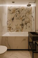 Grand Tonic Hôtel & SPA Paris
