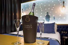 Hotel Les Bulles de Paris