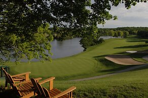 Grand Geneva Resort & Spa