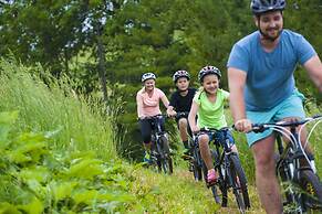 Grand Geneva Resort & Spa