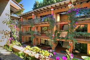 Hosteria Las Quintas Hotel