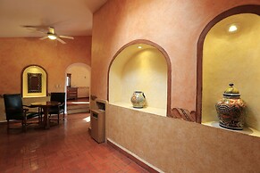 Hosteria Las Quintas Hotel