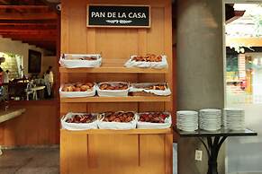 Hosteria Las Quintas Hotel