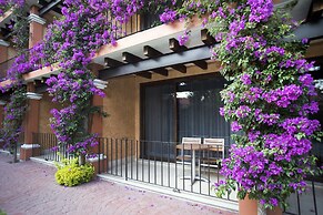 Hosteria Las Quintas Hotel