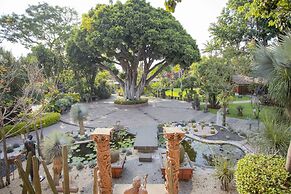 Hosteria Las Quintas Hotel