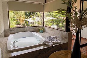 Hosteria Las Quintas Hotel