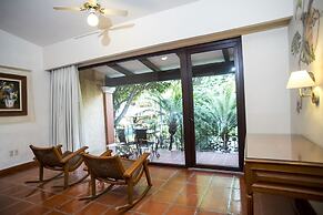 Hosteria Las Quintas Hotel
