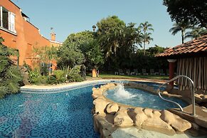 Hosteria Las Quintas Hotel